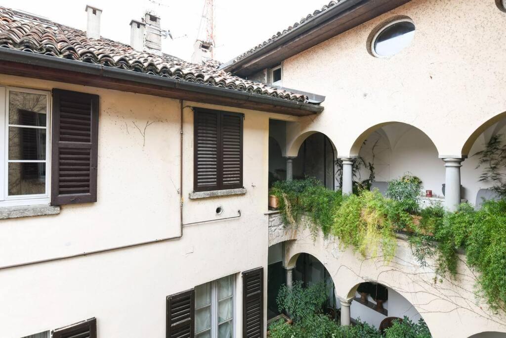 Casa Diaz 58 Como